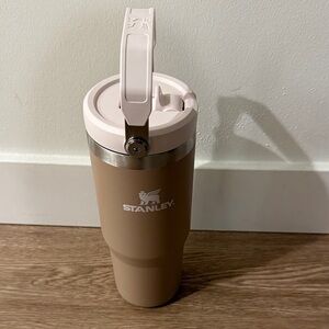 Stanley Matte Beige Tumbler with Pale Pink Lid